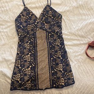 Romeo + Juliet Couture lace dress